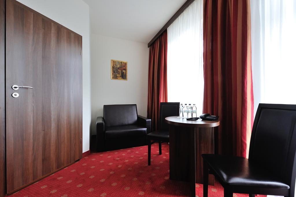 Hotel Centrum Σοσνόβιετς Δωμάτιο φωτογραφία