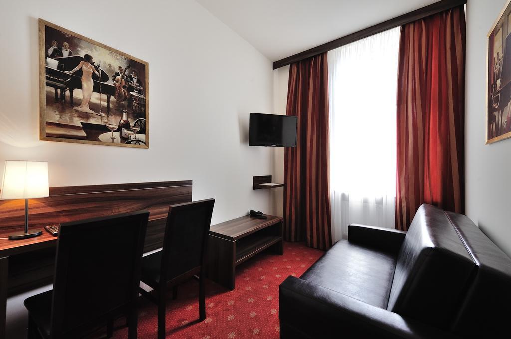 Hotel Centrum Σοσνόβιετς Δωμάτιο φωτογραφία