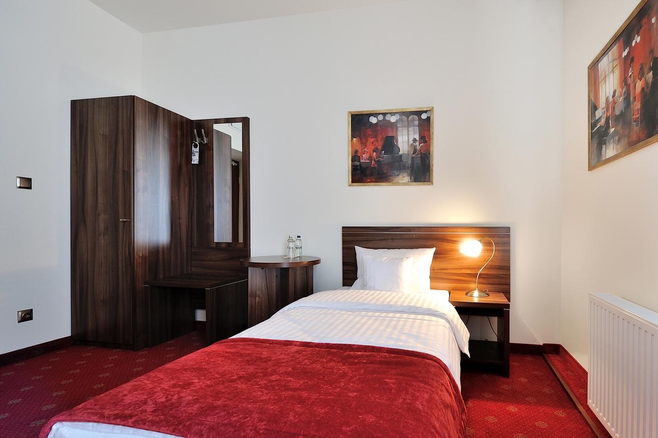 Hotel Centrum Σοσνόβιετς Εξωτερικό φωτογραφία